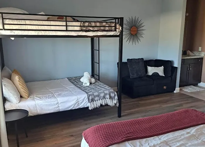 Holiday home Scottsdale Oasis - Hot Tub-hike-views-kids Yes! *