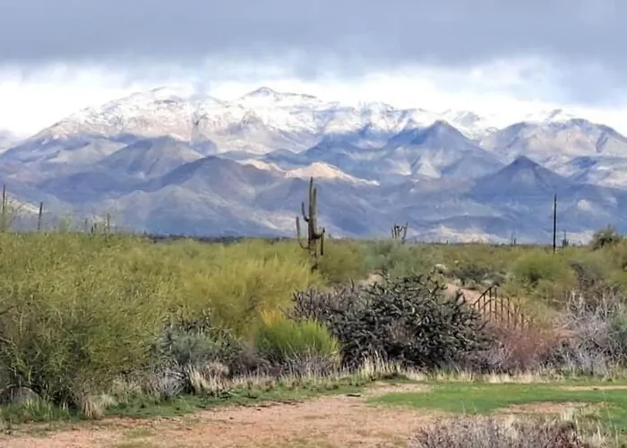 Scottsdale Oasis - Hot Tub-hike-views-kids Yes! Holiday home